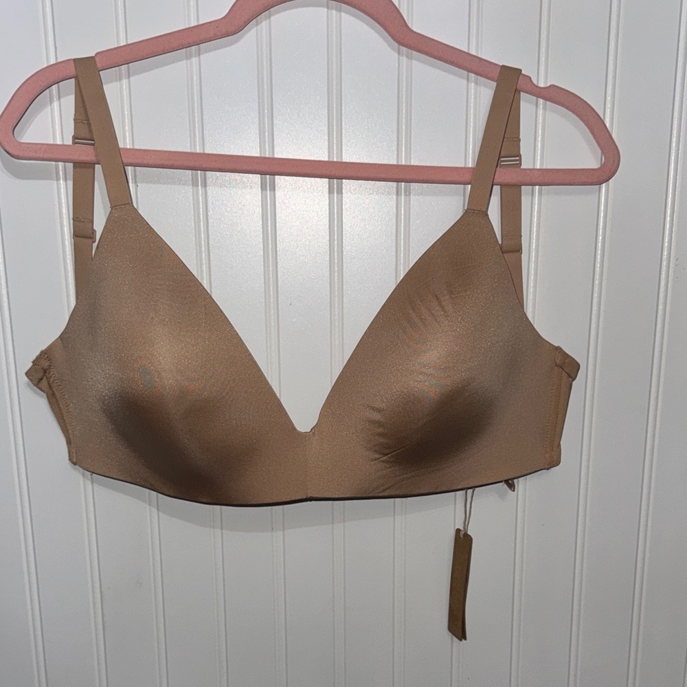 SKIMS WIRELESS FORM T-SHIRT BRA